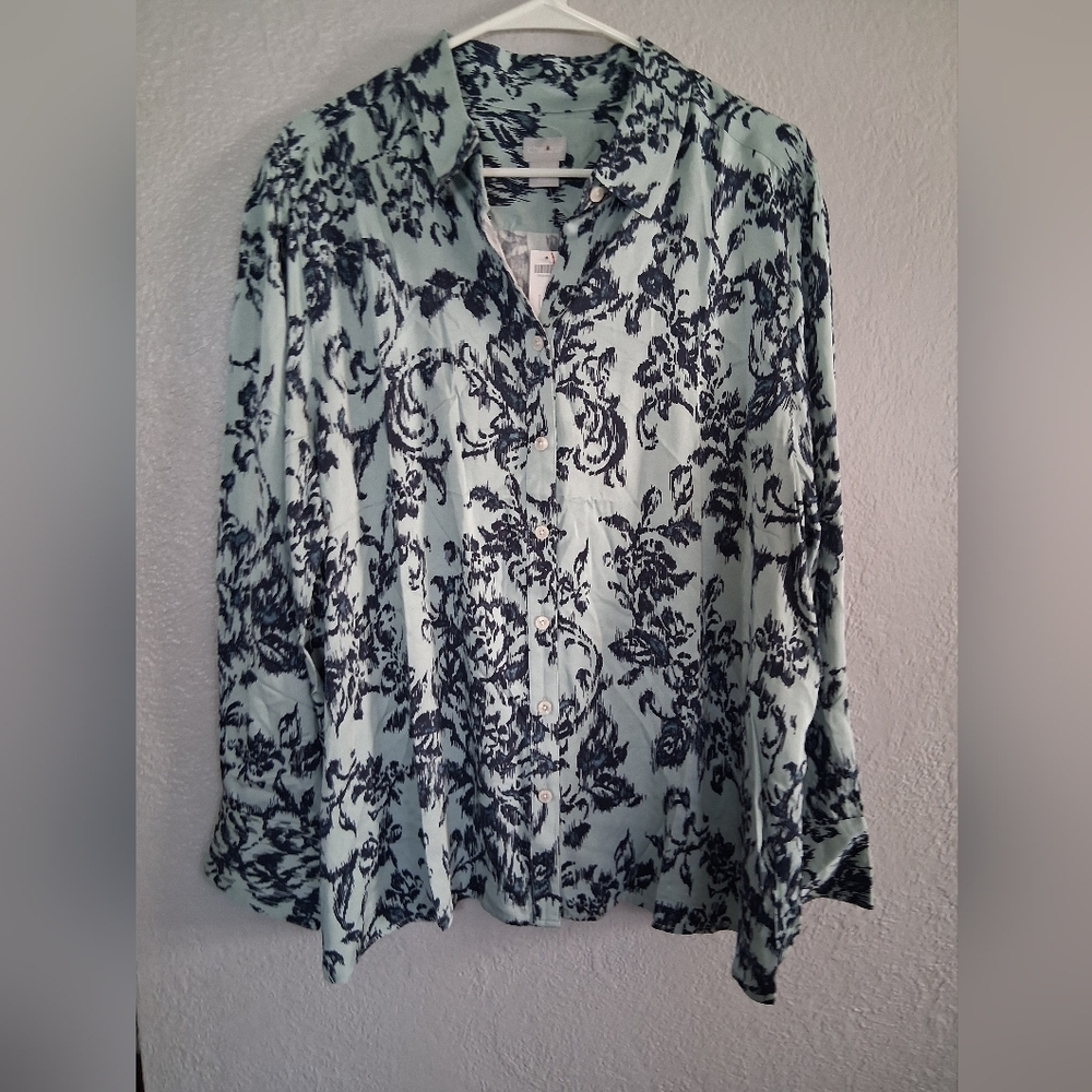 Chico's NWT Ikat Floral Button Front Shirt LS Satin Blue 4/20